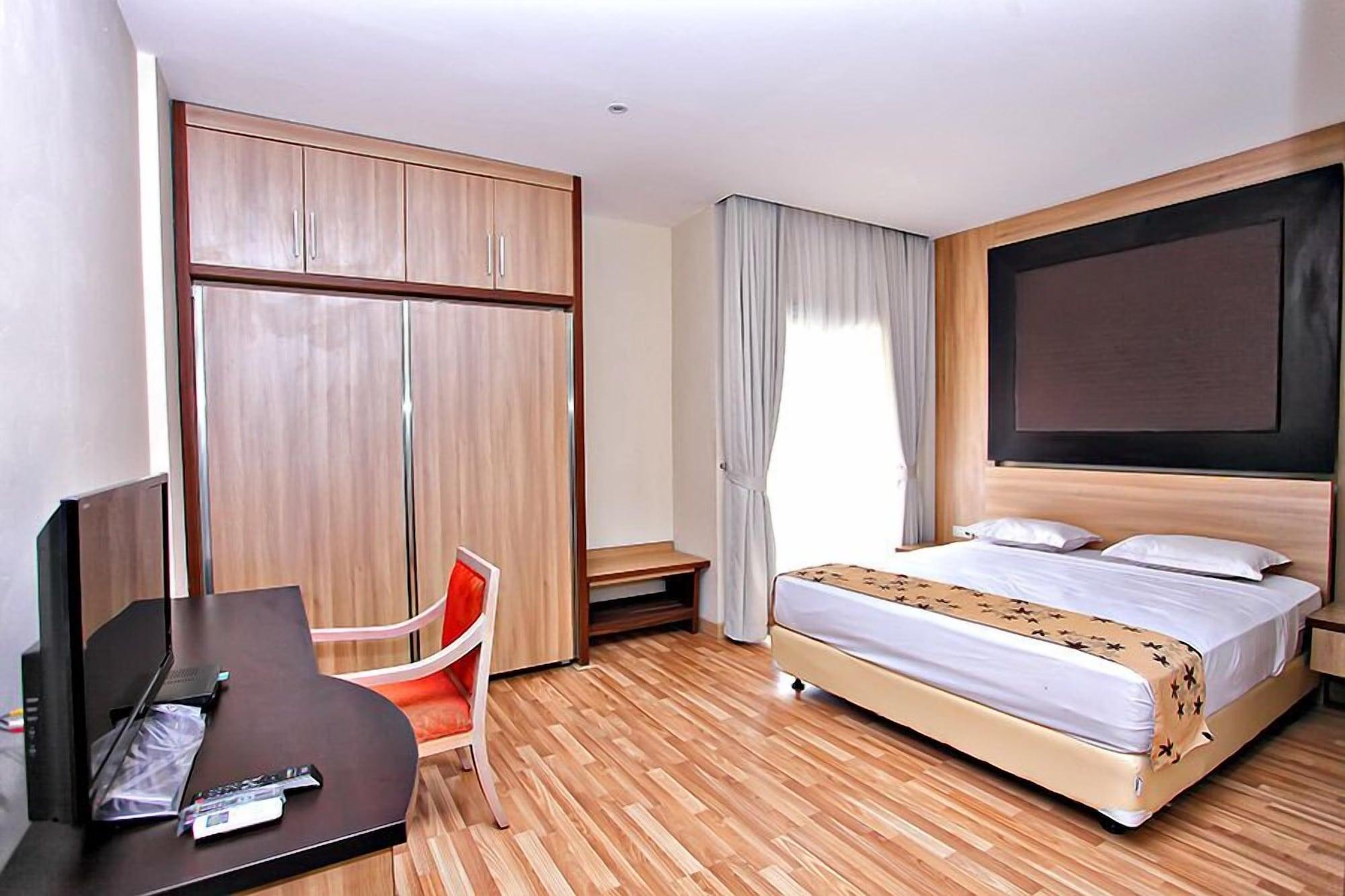 ג'קרטה Mutiara Suites מראה חיצוני תמונה