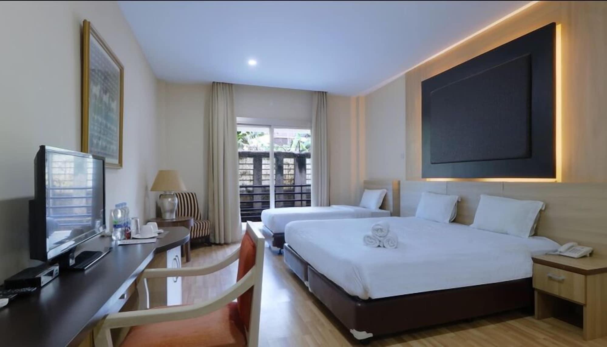 ג'קרטה Mutiara Suites מראה חיצוני תמונה