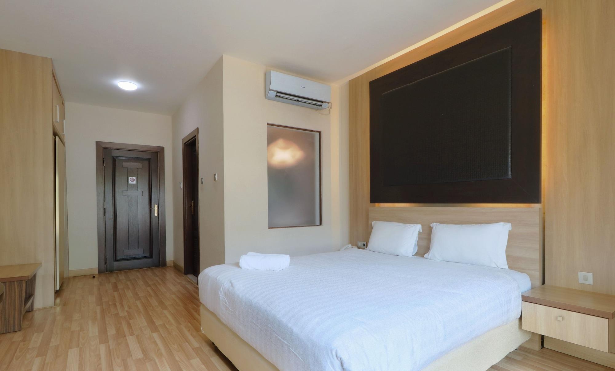 ג'קרטה Mutiara Suites מראה חיצוני תמונה
