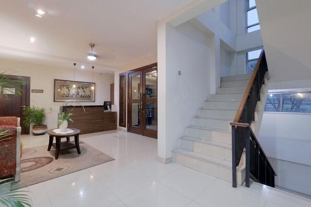 ג'קרטה Mutiara Suites מראה חיצוני תמונה