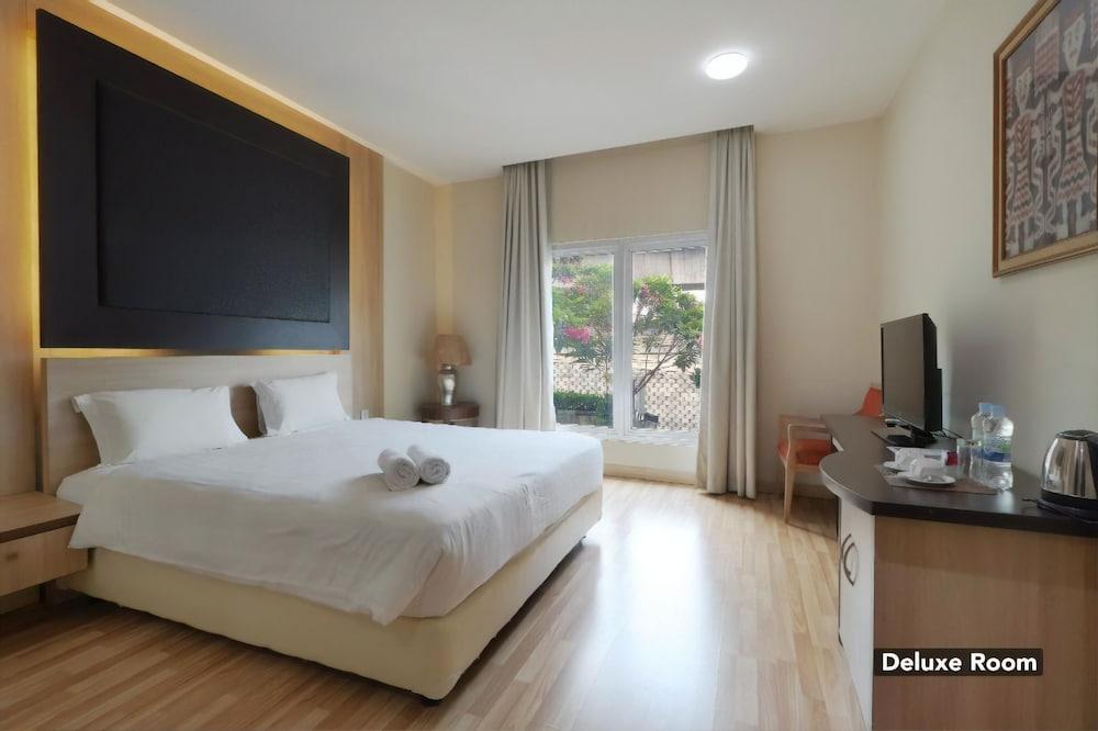ג'קרטה Mutiara Suites מראה חיצוני תמונה