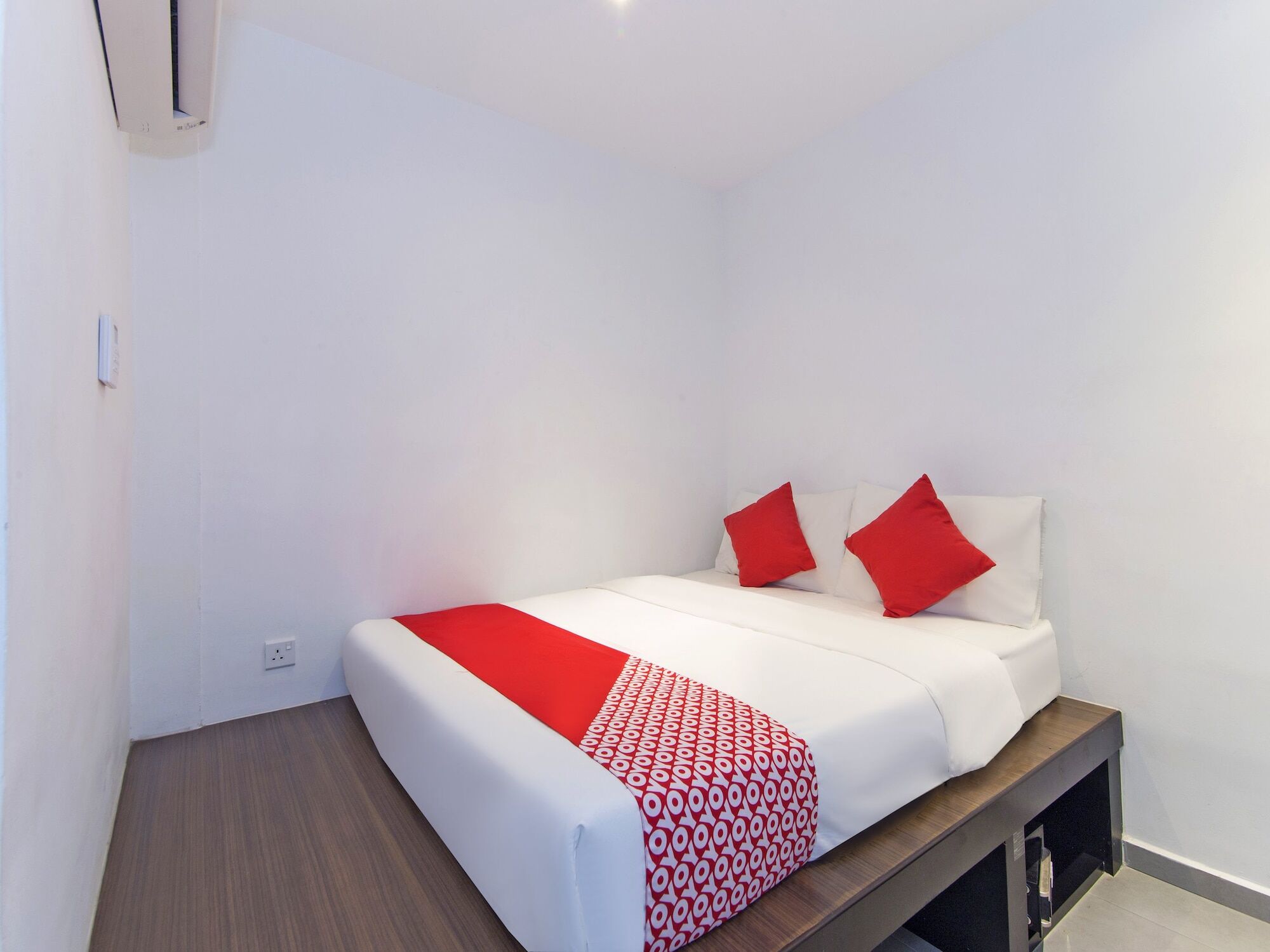ג'קרטה Mutiara Suites מראה חיצוני תמונה