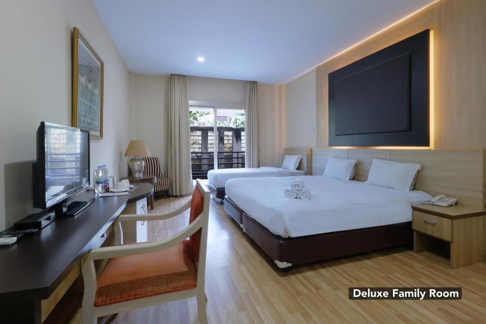 ג'קרטה Mutiara Suites מראה חיצוני תמונה
