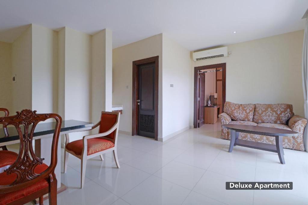 ג'קרטה Mutiara Suites מראה חיצוני תמונה