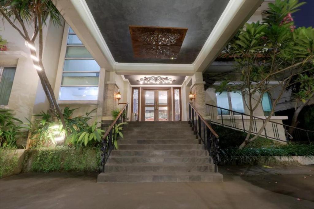 ג'קרטה Mutiara Suites מראה חיצוני תמונה
